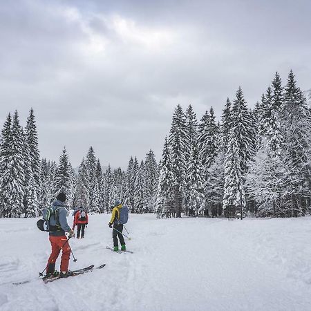 Klass 210 クランスカゴーラ エクステリア 写真