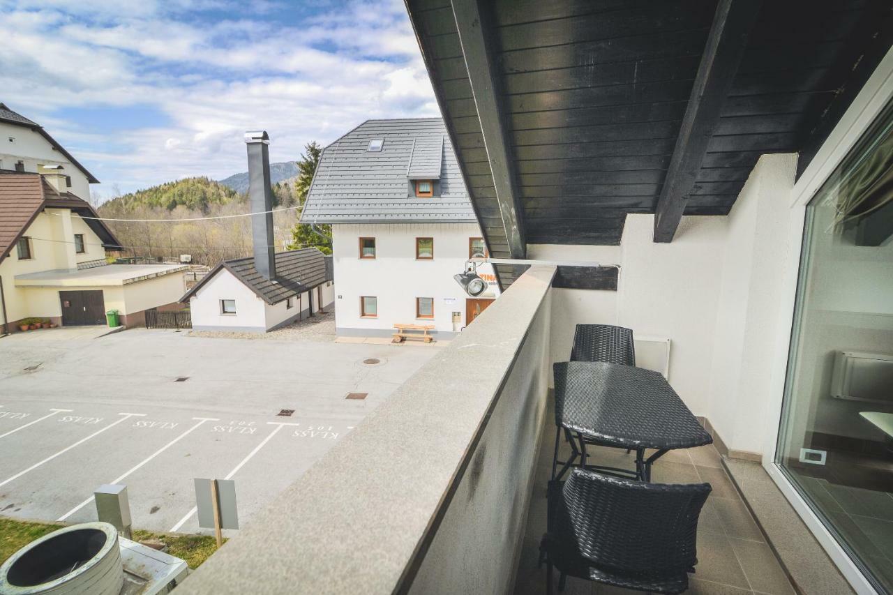 Klass 210 クランスカゴーラ エクステリア 写真